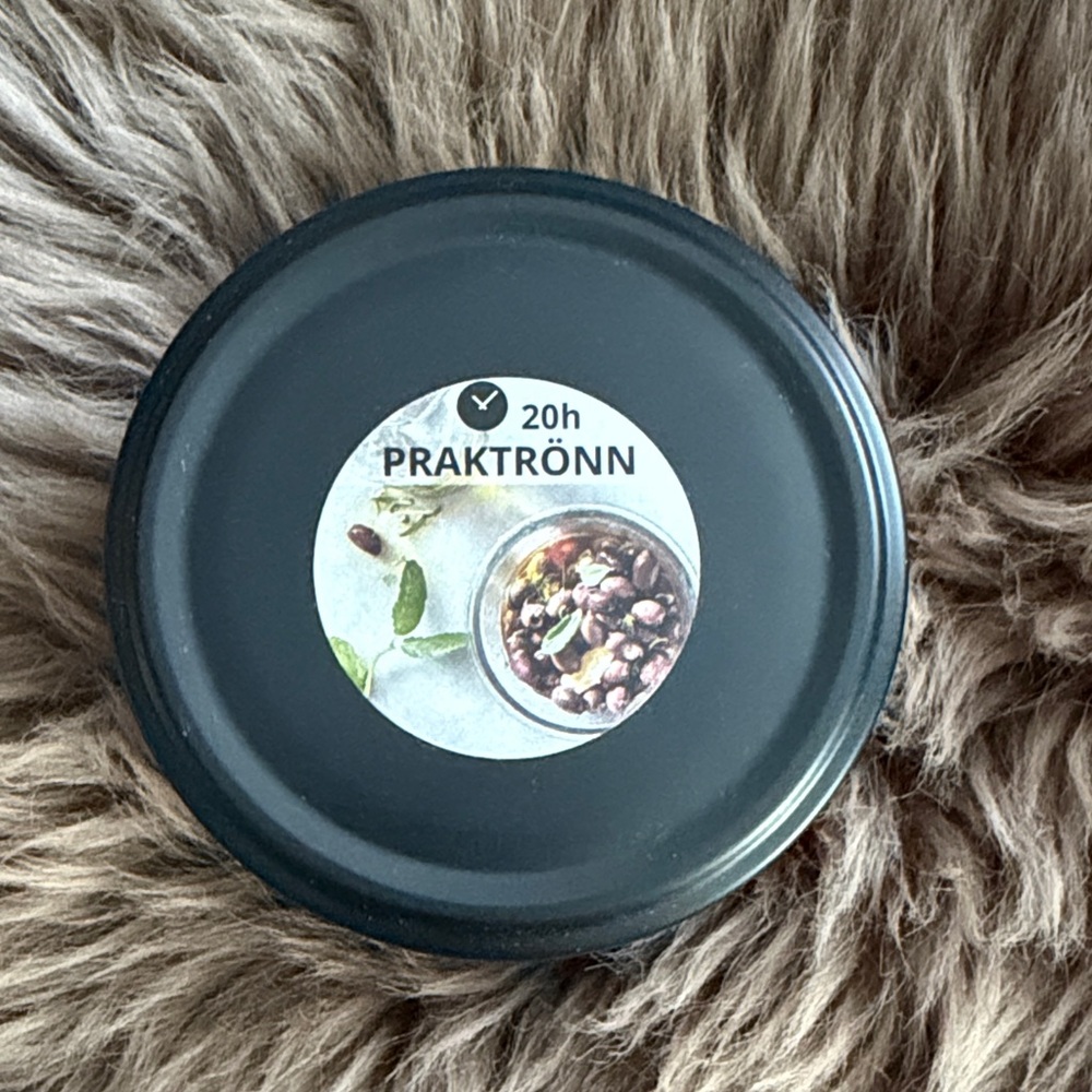 Black PRAKTRÖNN Candle